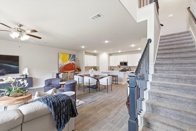215 Suma Drive, Euless, TX 76040
