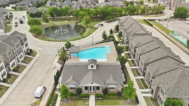 215 Suma Drive, Euless, TX 76040