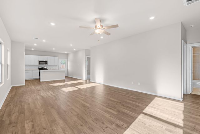 242 Orchard Laurel Drive, Alvin, TX 77511