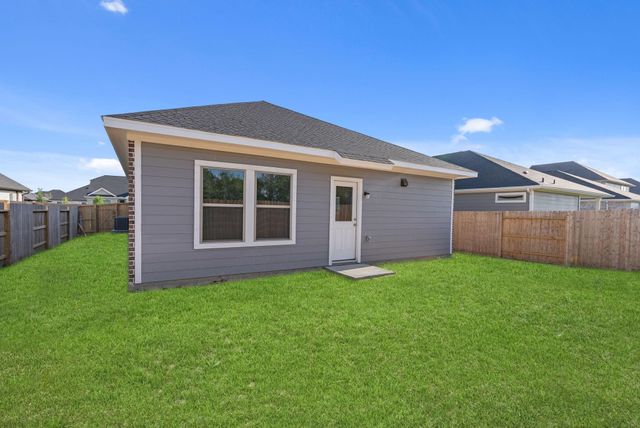 242 Orchard Laurel Drive, Alvin, TX 77511