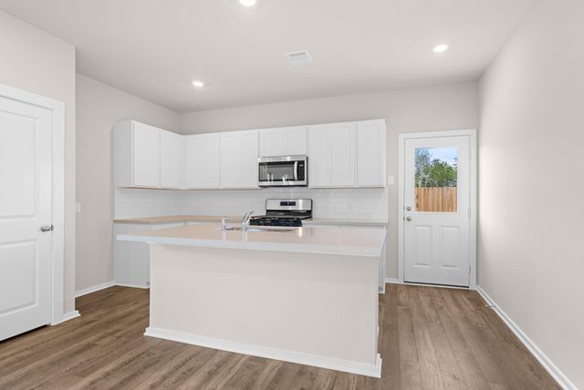 242 Orchard Laurel Drive, Alvin, TX 77511