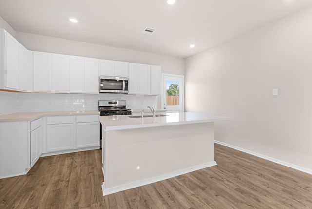 242 Orchard Laurel Drive, Alvin, TX 77511