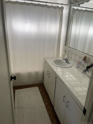 4511 Santa Monica Ave, San Diego, CA 92107