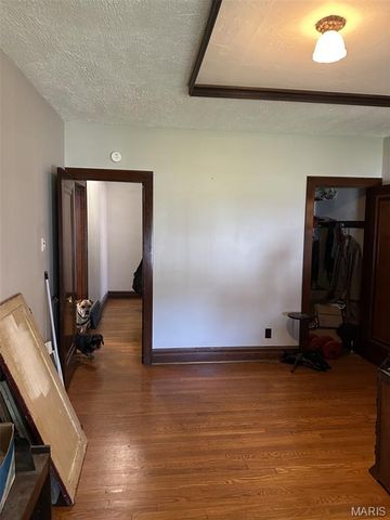 5701 Gresham Avenue, St Louis, MO 63109