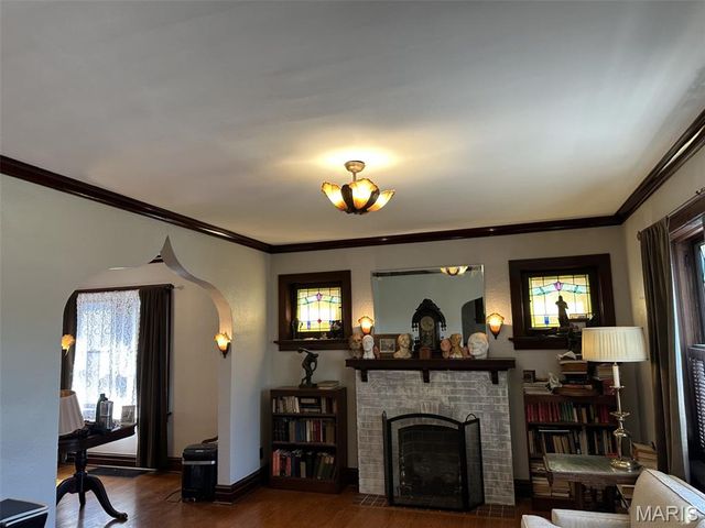 5701 Gresham Avenue, St Louis, MO 63109