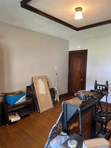 5701 Gresham Avenue, St Louis, MO 63109
