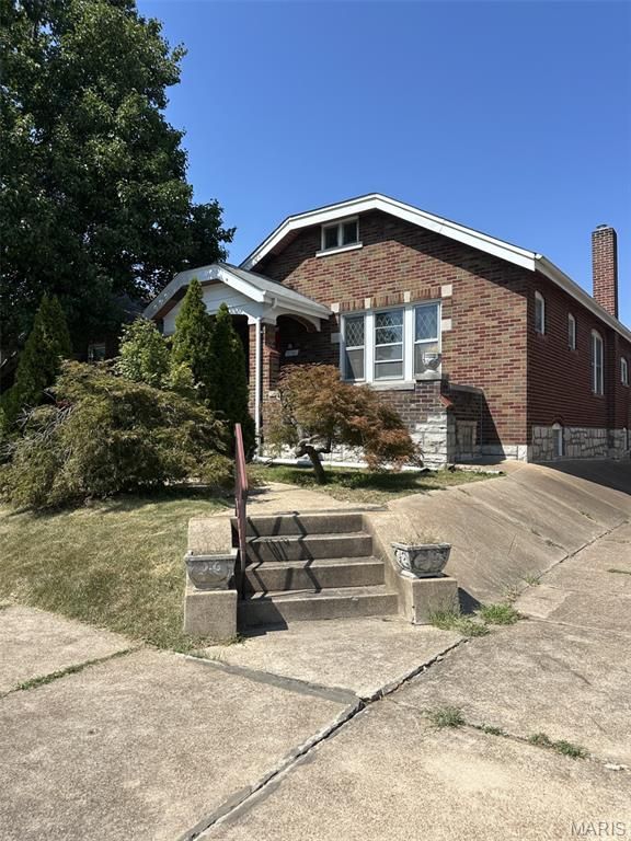 5701 Gresham Avenue, St Louis, MO 63109