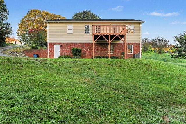 4750 Dalena Drive, Claremont, NC 28610