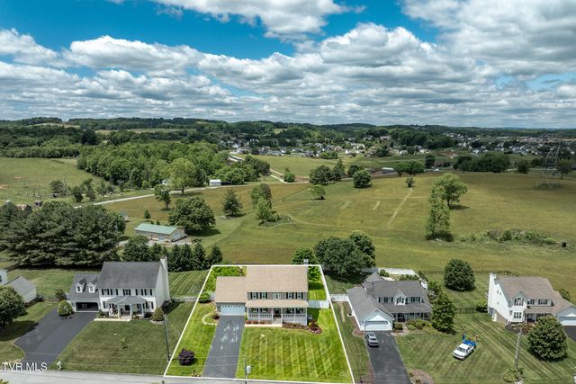 127 Jack Martin Lane, Gray, TN 37615