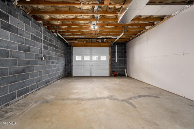 127 Jack Martin Lane, Gray, TN 37615