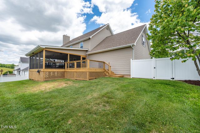 127 Jack Martin Lane, Gray, TN 37615