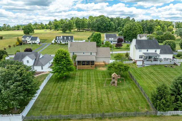 127 Jack Martin Lane, Gray, TN 37615