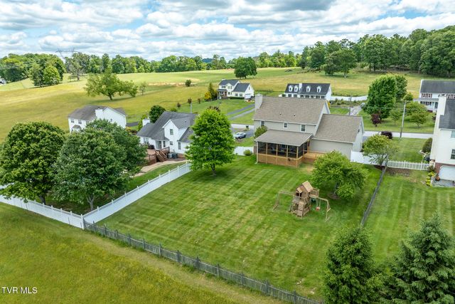 127 Jack Martin Lane, Gray, TN 37615