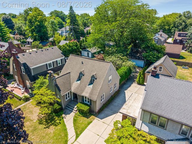 641 Fisher Road, Grosse Pointe, MI 48230