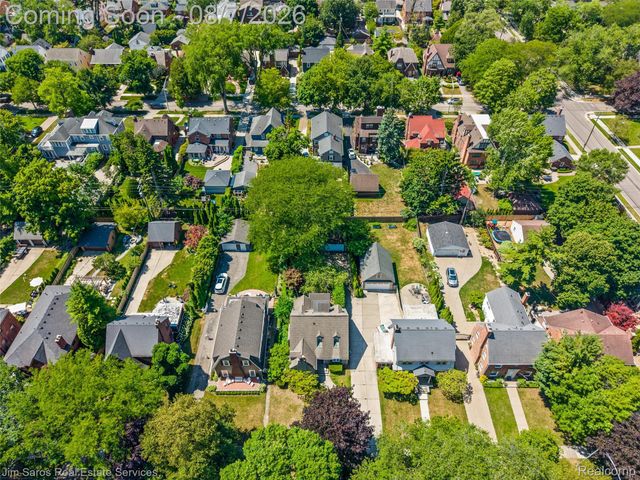 641 Fisher Road, Grosse Pointe, MI 48230