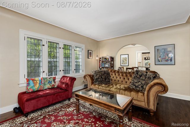 641 Fisher Road, Grosse Pointe, MI 48230