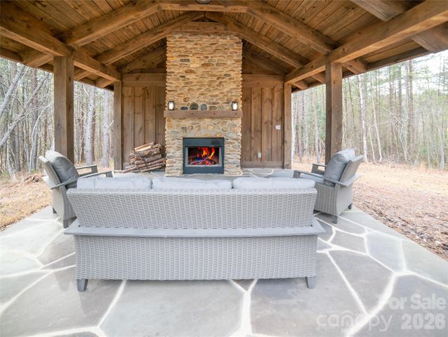 2004 Fergusons Folly Drive, Nebo, NC 28761