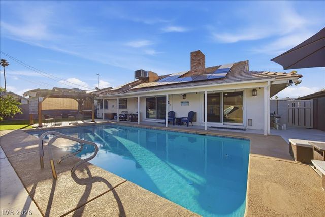 4207 Snead Drive, Las Vegas, NV 89107