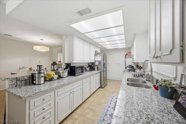 4207 Snead Drive, Las Vegas, NV 89107