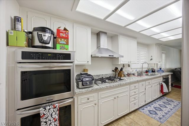 4207 Snead Drive, Las Vegas, NV 89107