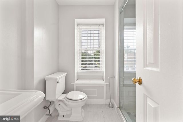 1424 KENMORE AVE, Fredericksburg, VA 22401