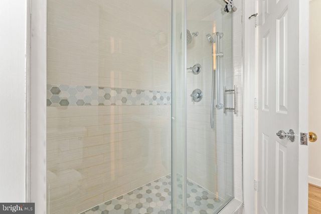 1424 KENMORE AVE, Fredericksburg, VA 22401