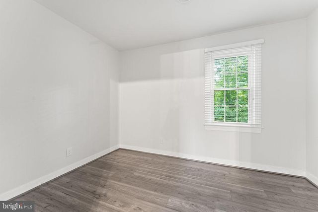 1424 KENMORE AVE, Fredericksburg, VA 22401