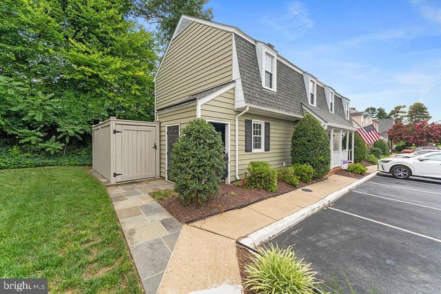 1424 KENMORE AVE, Fredericksburg, VA 22401