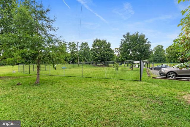 1424 KENMORE AVE, Fredericksburg, VA 22401