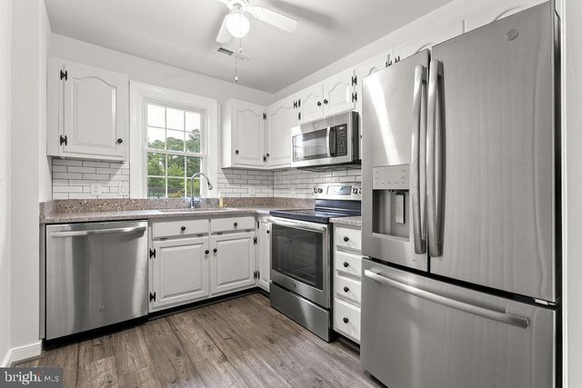 1424 KENMORE AVE, Fredericksburg, VA 22401