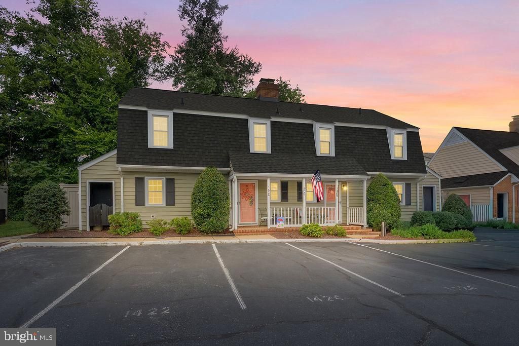 1424 KENMORE AVE, Fredericksburg, VA 22401