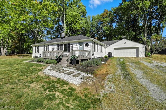 2043 Conwill Road, Stow, OH 44224
