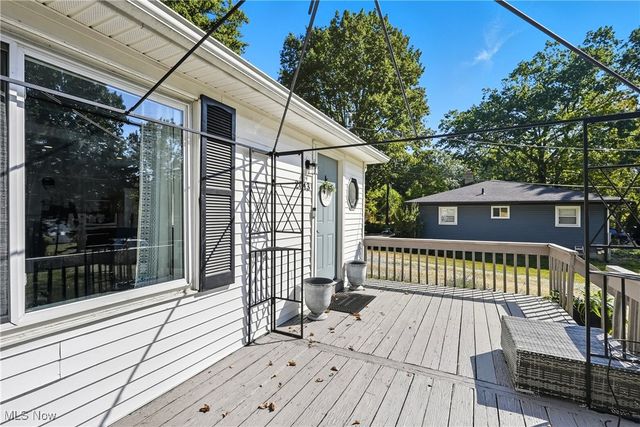 2043 Conwill Road, Stow, OH 44224