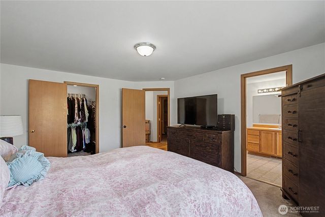 10548 179th Avenue SW, Rochester, WA 98579