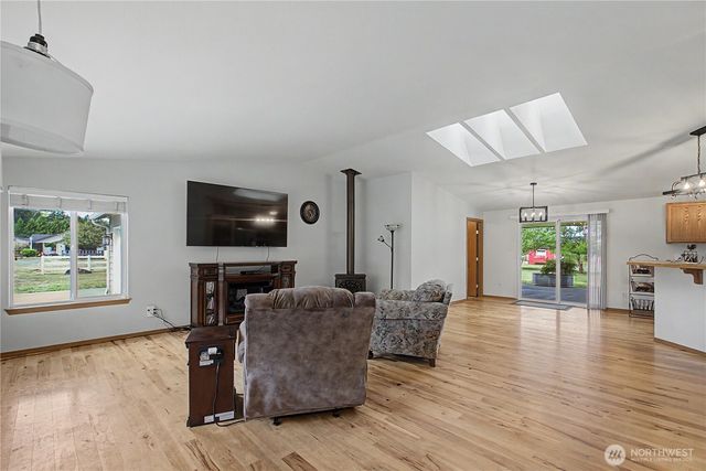 10548 179th Avenue SW, Rochester, WA 98579