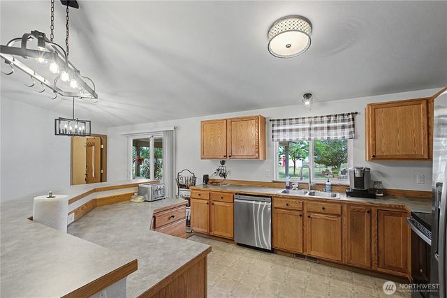 10548 179th Avenue SW, Rochester, WA 98579