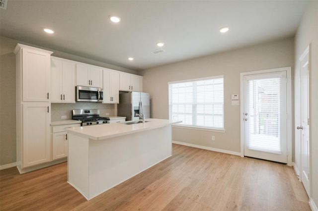 6434 New York Street, Houston, TX 77021