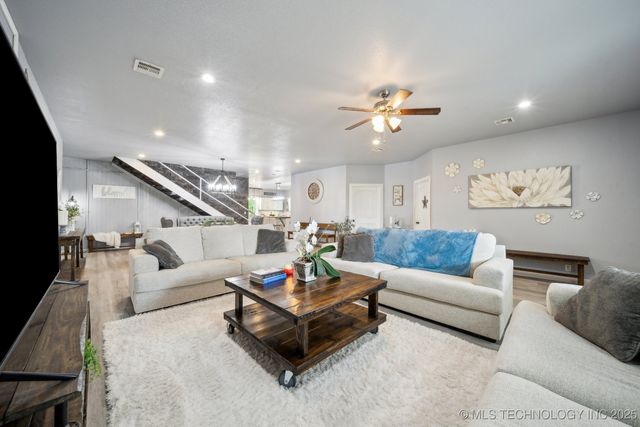 18132 W 301st Street S, Bristow, OK 74010