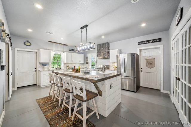 18132 W 301st Street S, Bristow, OK 74010