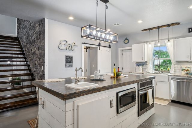 18132 W 301st Street S, Bristow, OK 74010