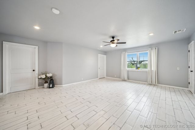 18132 W 301st Street S, Bristow, OK 74010