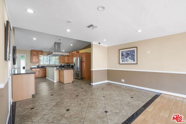 7017 Vicky Avenue, West Hills, CA 91307