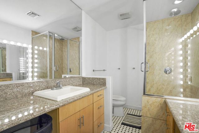 7017 Vicky Avenue, West Hills, CA 91307