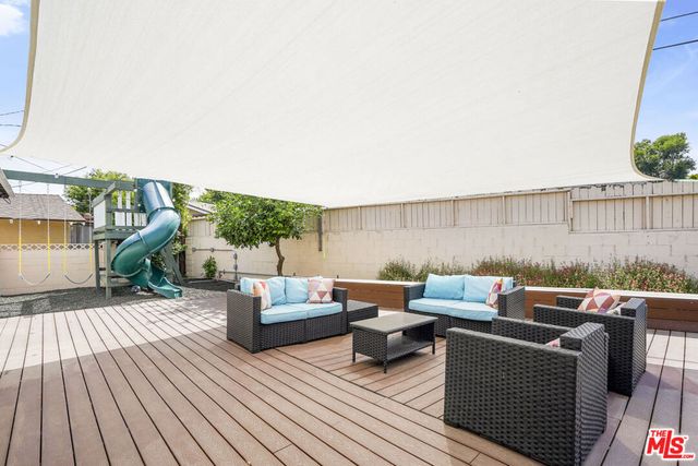 7017 Vicky Avenue, West Hills, CA 91307