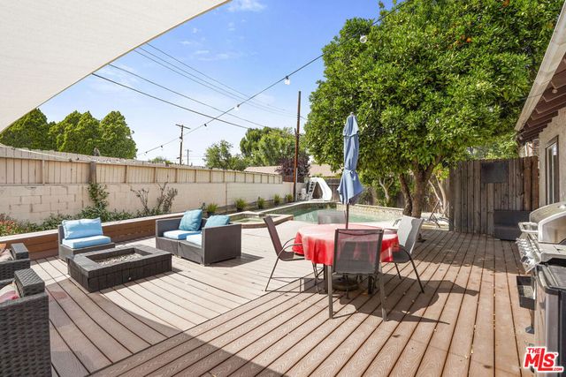 7017 Vicky Avenue, West Hills, CA 91307