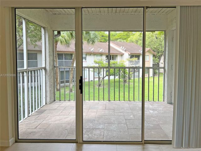 14015 SW 91st Ter 14015, Miami, FL 33186