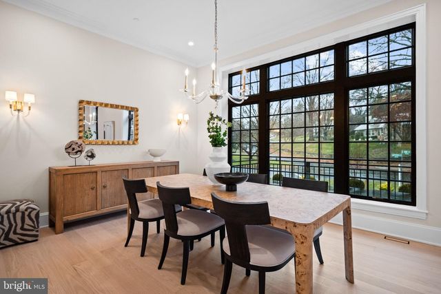 5125 UPTON ST NW, Washington, DC 20016