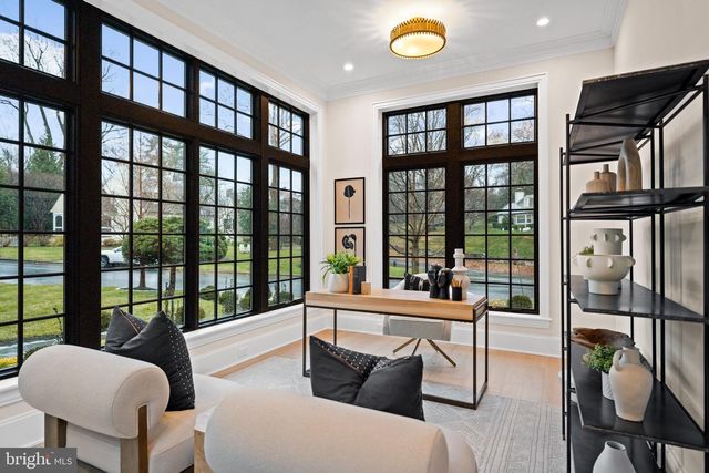 5125 UPTON ST NW, Washington, DC 20016