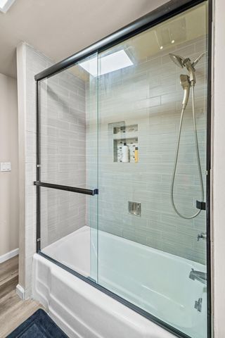 1127 S Whitney, Visalia, CA 93277