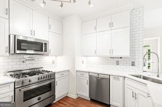 555 S Riversong Lane, Alpharetta, GA 30022